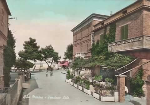 Albergo Lido Silvi Marina Exterior photo